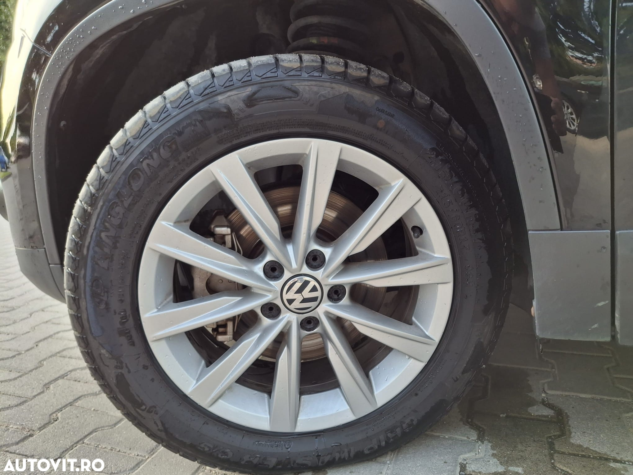 Volkswagen Tiguan 2.0 TDI 4Motion DSG BMT Track & Style - 8