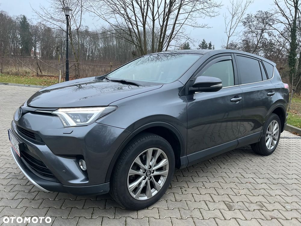 Toyota RAV4 - 4