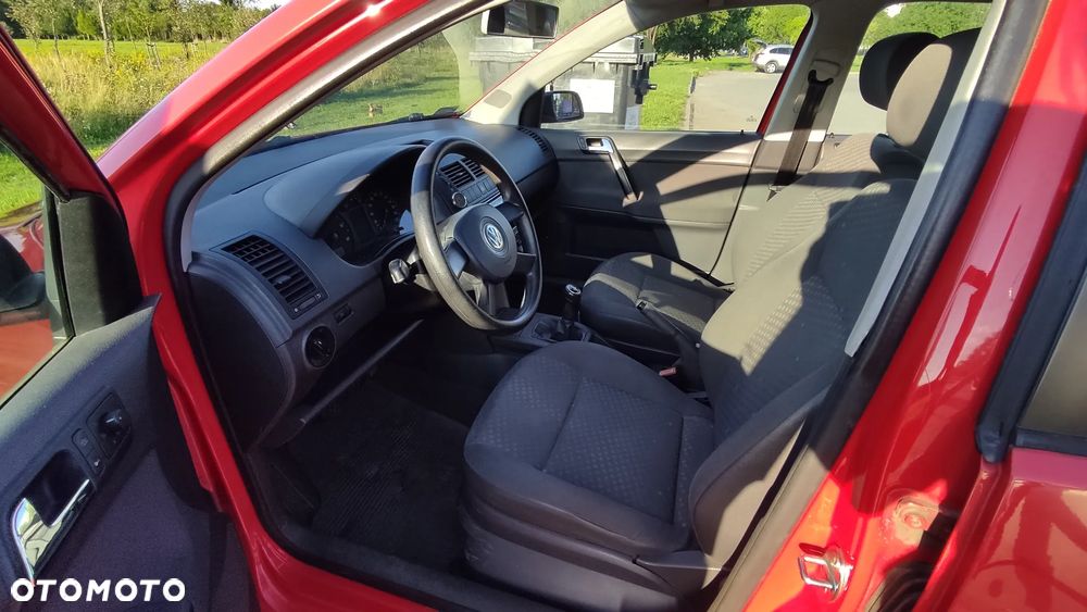 Volkswagen Polo 1.4 16V Basis - 13