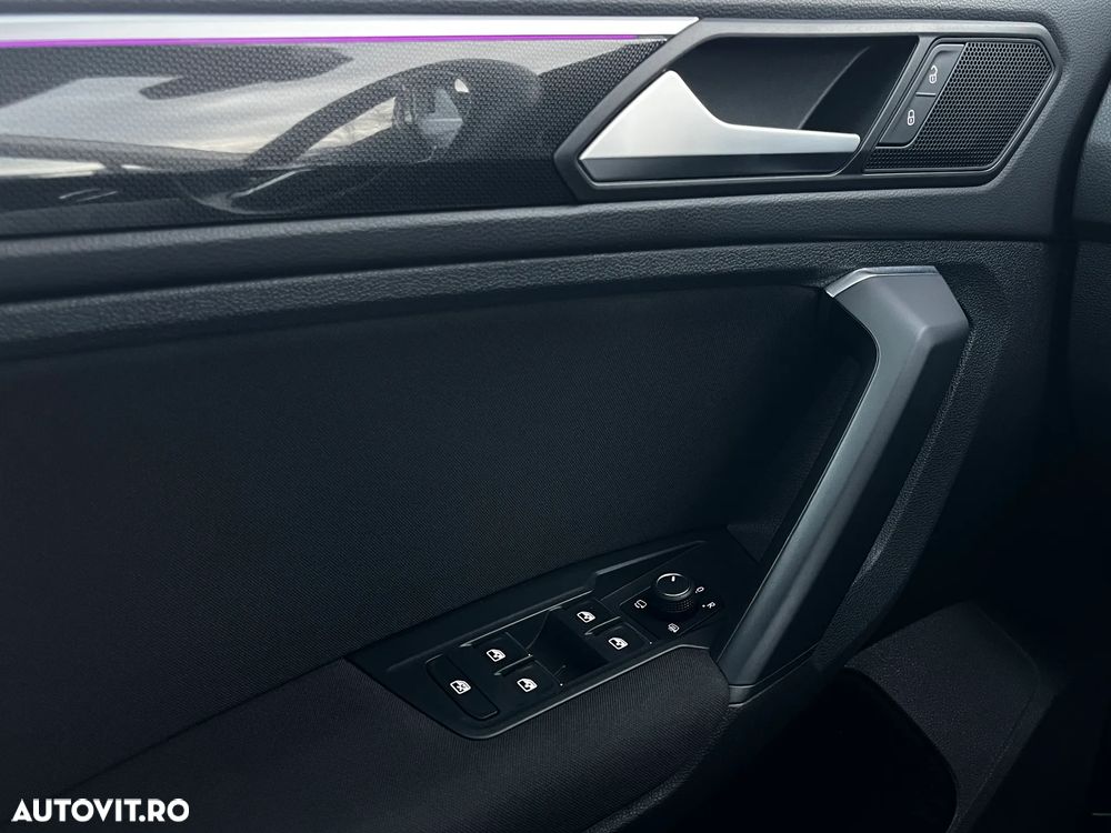 Volkswagen Tiguan - 20