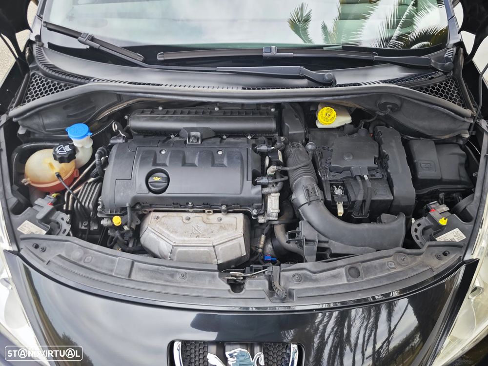 Peugeot 207 1.4 16V SE Sportium - 20