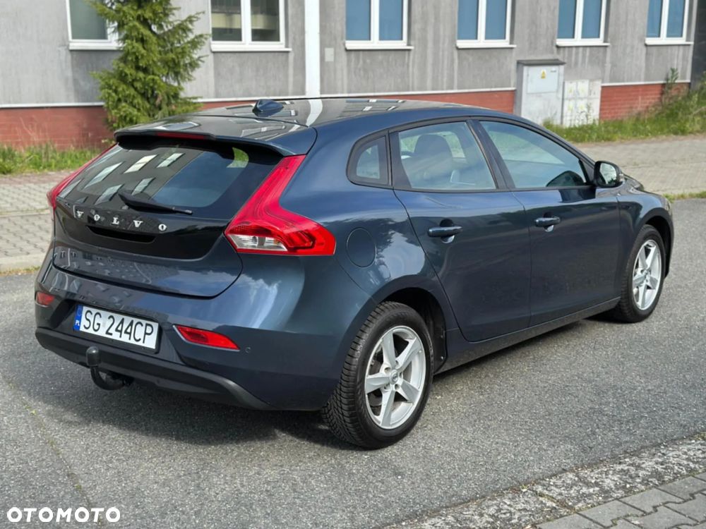 Volvo V40 D2 Drive-E Momentum - 6