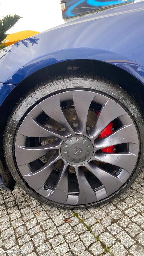 Tesla Model 3 Performance Dual Motor AWD - 17