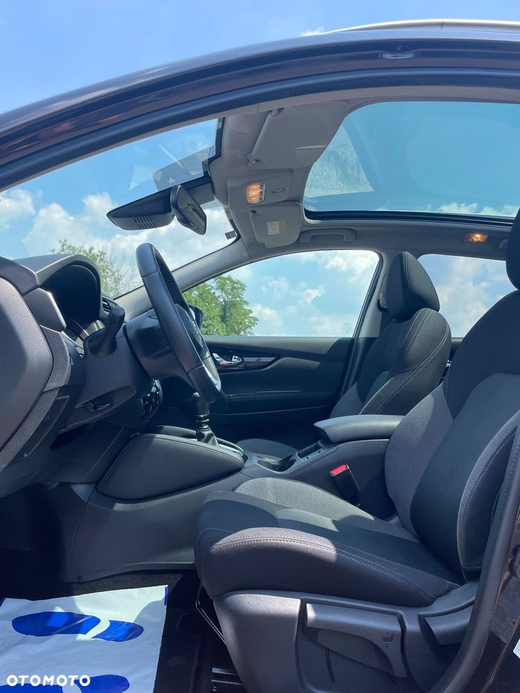 Nissan Qashqai 1.3 DIG-T Tekna - 19