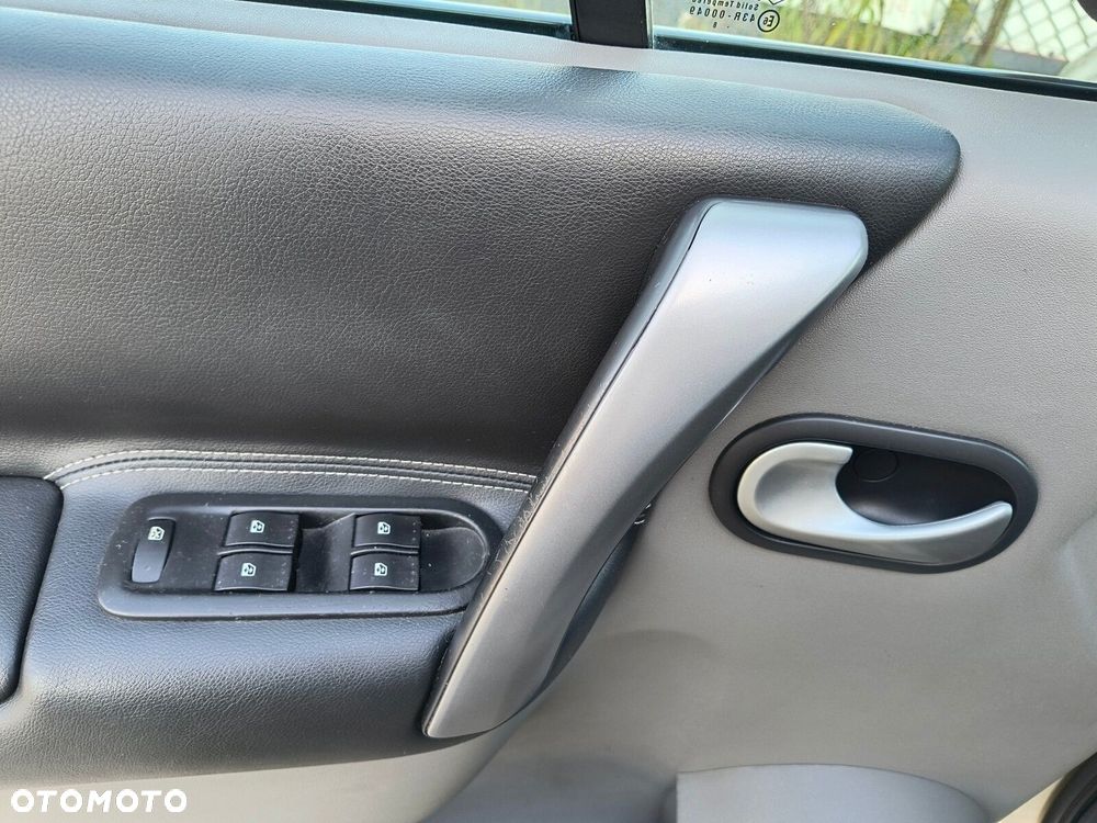 Renault Scenic - 20