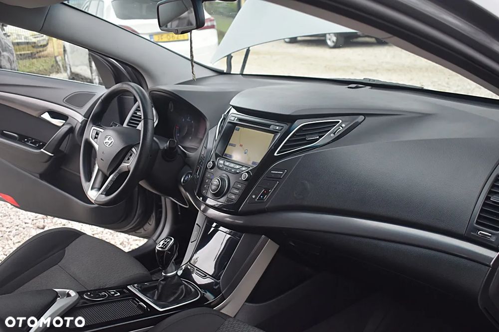 Hyundai i40 1.7 CRDi Comfort + - 22