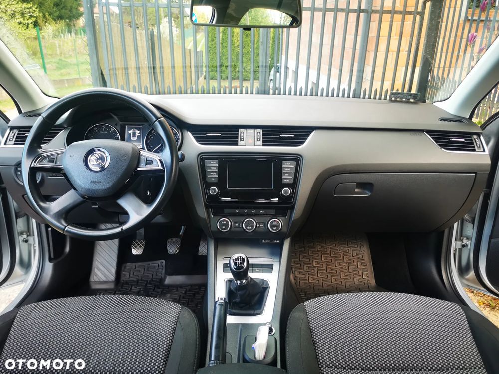 Skoda Octavia 1.4 TSI Ambition - 4