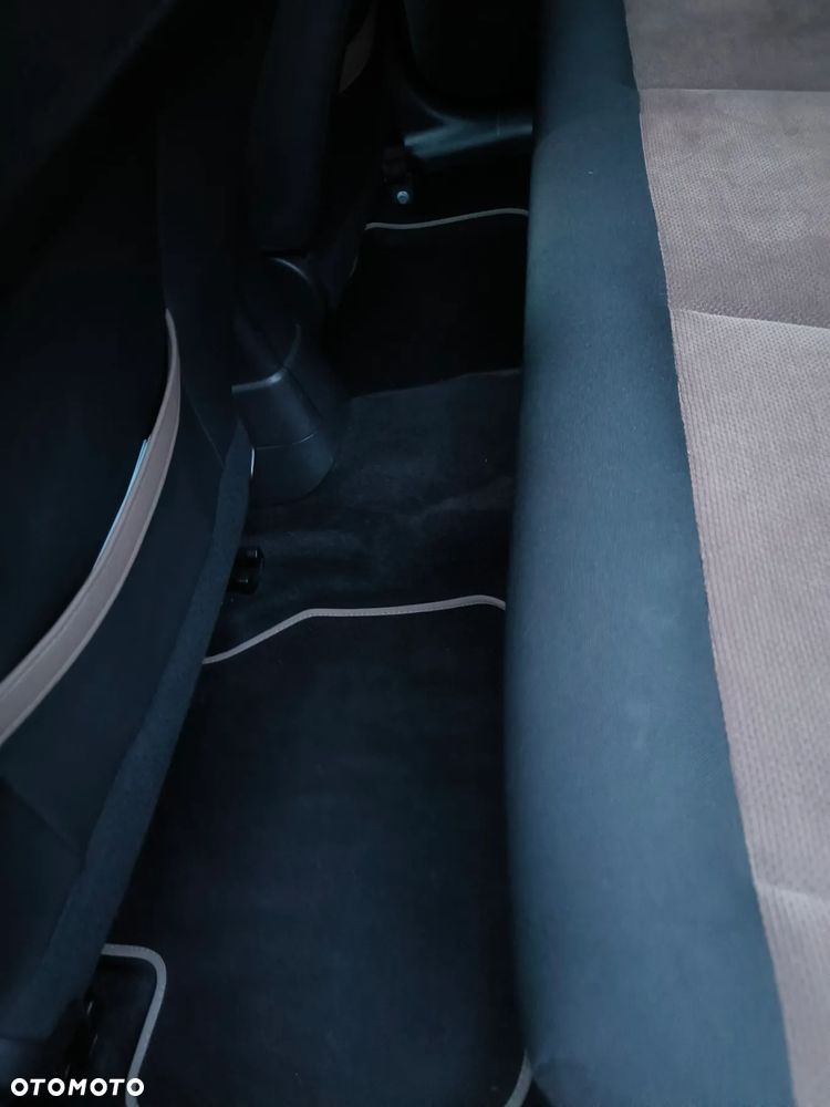 Citroën C4 Cactus - 30