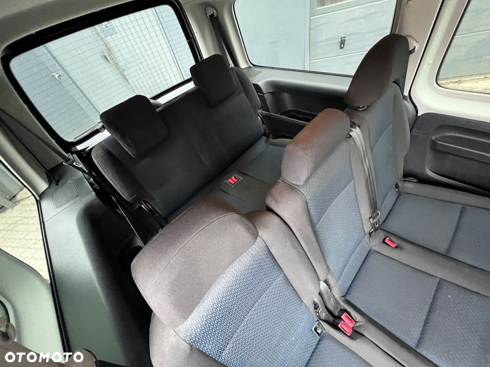 Volkswagen Caddy Maxi 2.0 TDI Trendline Mixt - 39