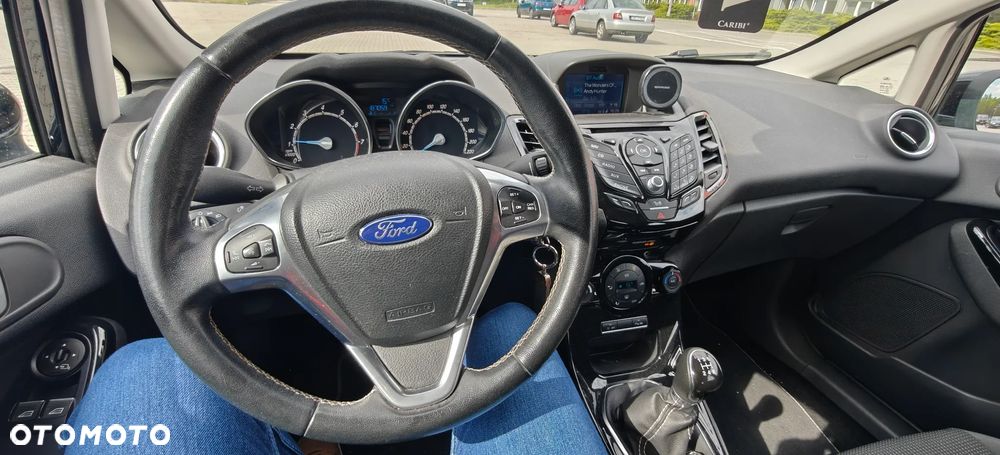 Ford Fiesta 1.0 EcoBoost Titanium - 2