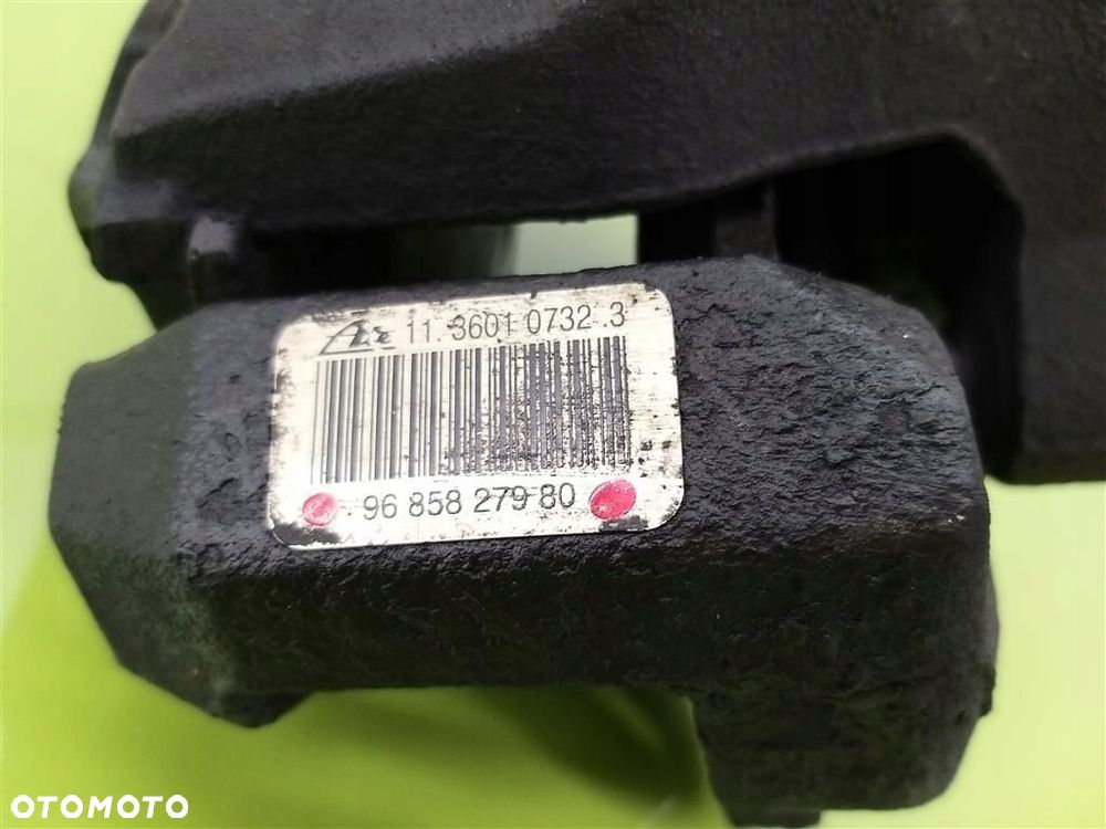 Zacisk hamulcowy przód prawy Citroen DS5 2011-2015 2,0 HDI 9685827980 - 7