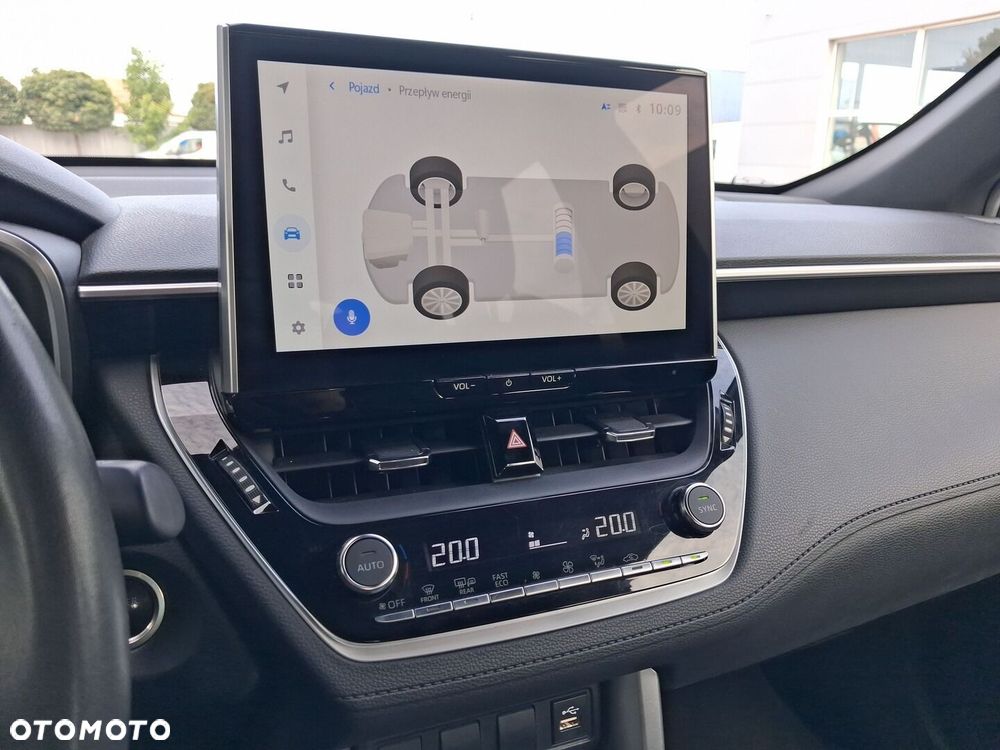 Toyota Corolla Cross - 24
