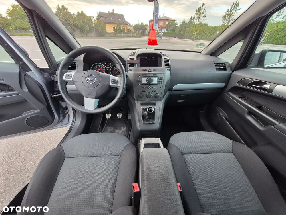 Opel Zafira 1.8 - 5