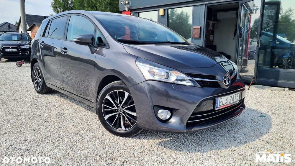 Toyota Verso - 13