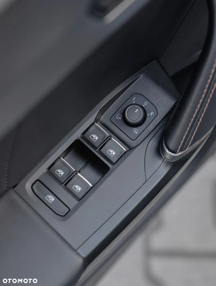 Cupra Leon 2.0 TSI VZ DSG - 9