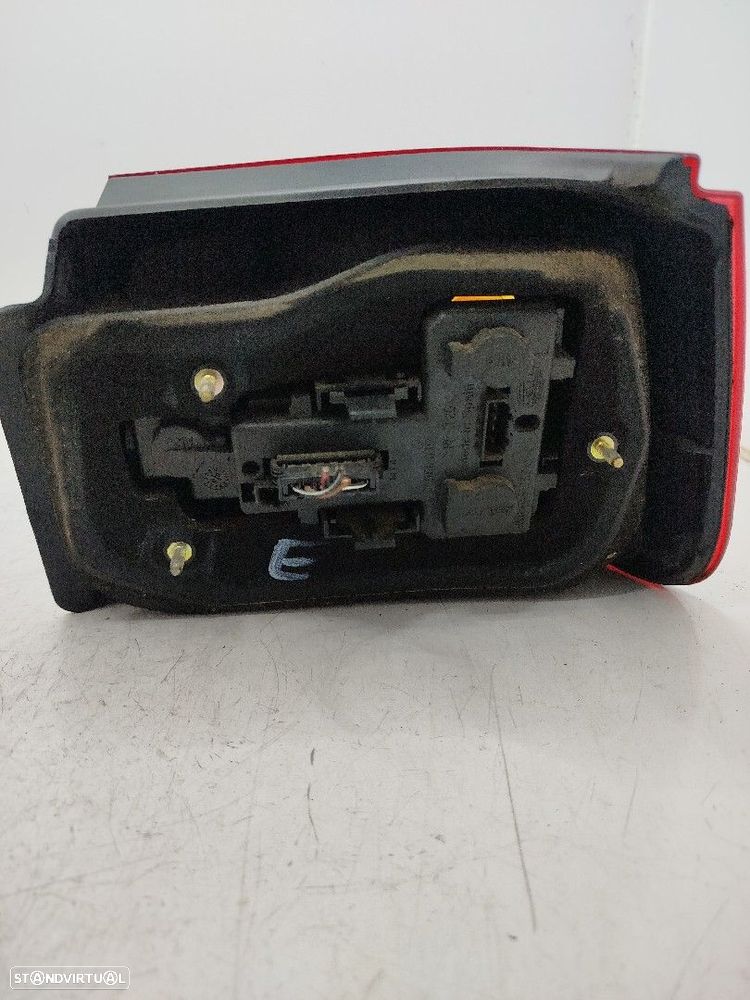 Farolim Stop Esq Seat Ibiza Ii (6K1) - 3