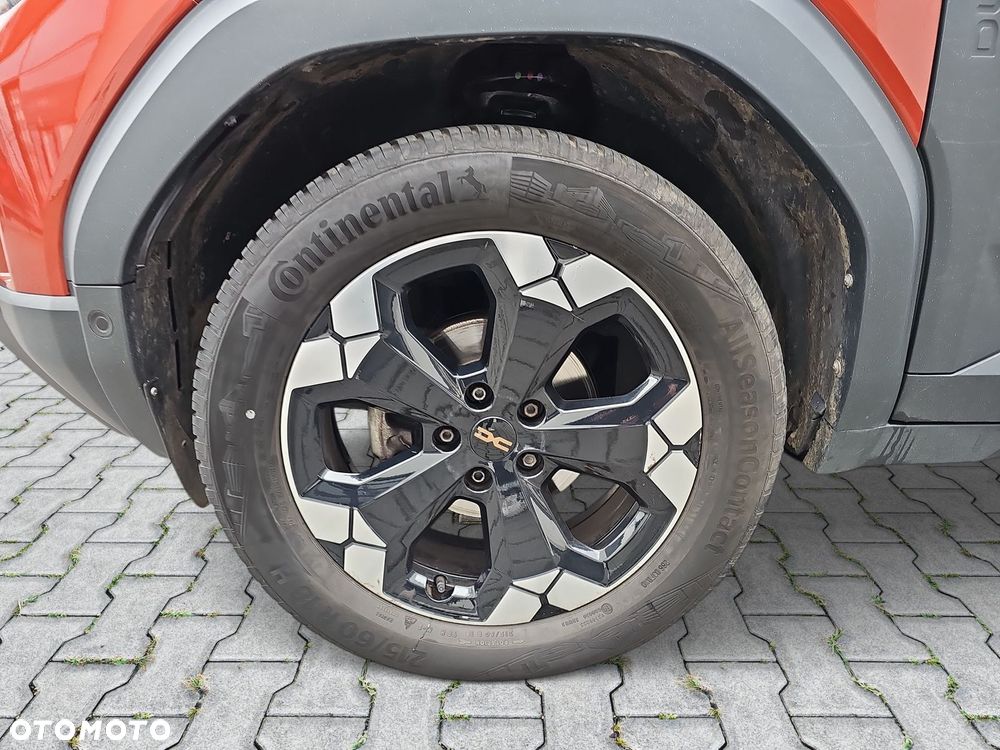 Dacia Duster 1.2 TCe mHEV Extreme 4x4 - 9