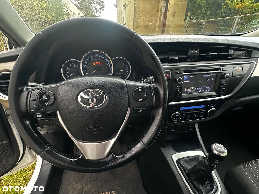 Toyota Auris 1.4 D-4D Life+ - 22