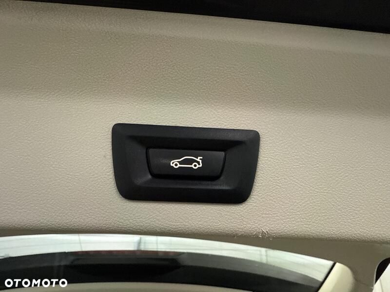 BMW X3 xDrive20i GPF - 23