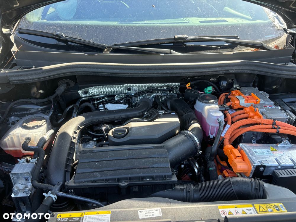 Volkswagen Tiguan - 8