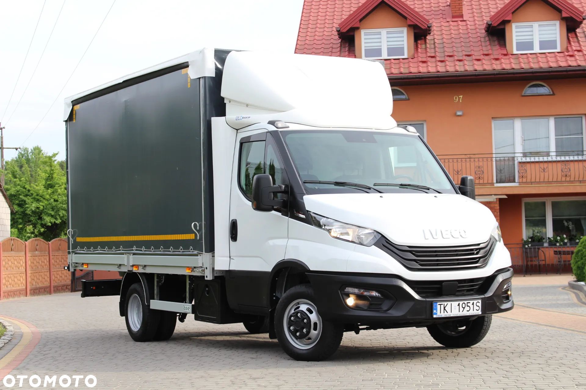 Iveco DAILY 50C18 3.0 180KM AUTOMAT POLSKI SALON 83 TYS KM 1X FIRANKA  JAK NOWY - 1