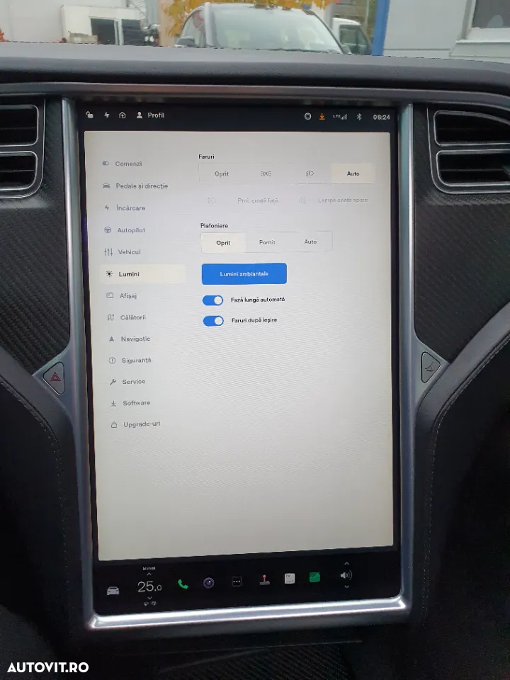 Tesla Model S - 22