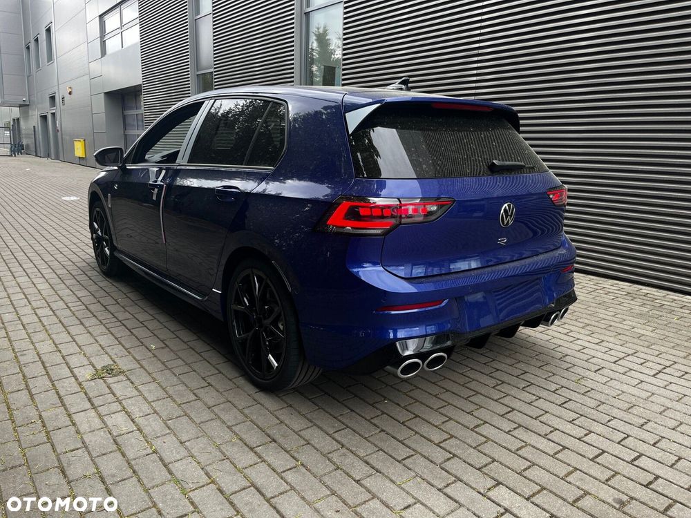 Volkswagen Golf - 5