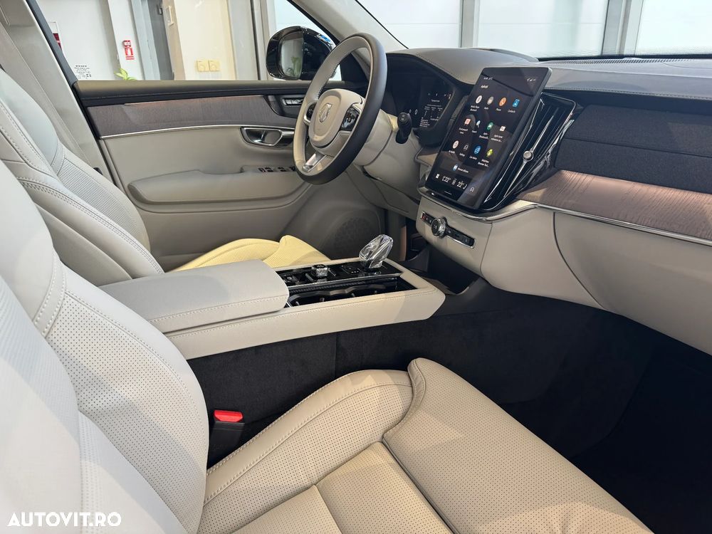 Volvo XC 90 T8 AWD PHEV Ultra Bright - 11