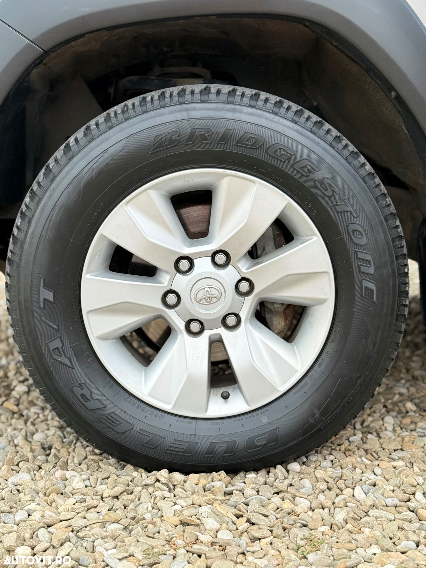 Toyota Hilux 2.4D 150CP 4x4 Double Cab 6MT Comfort - 35