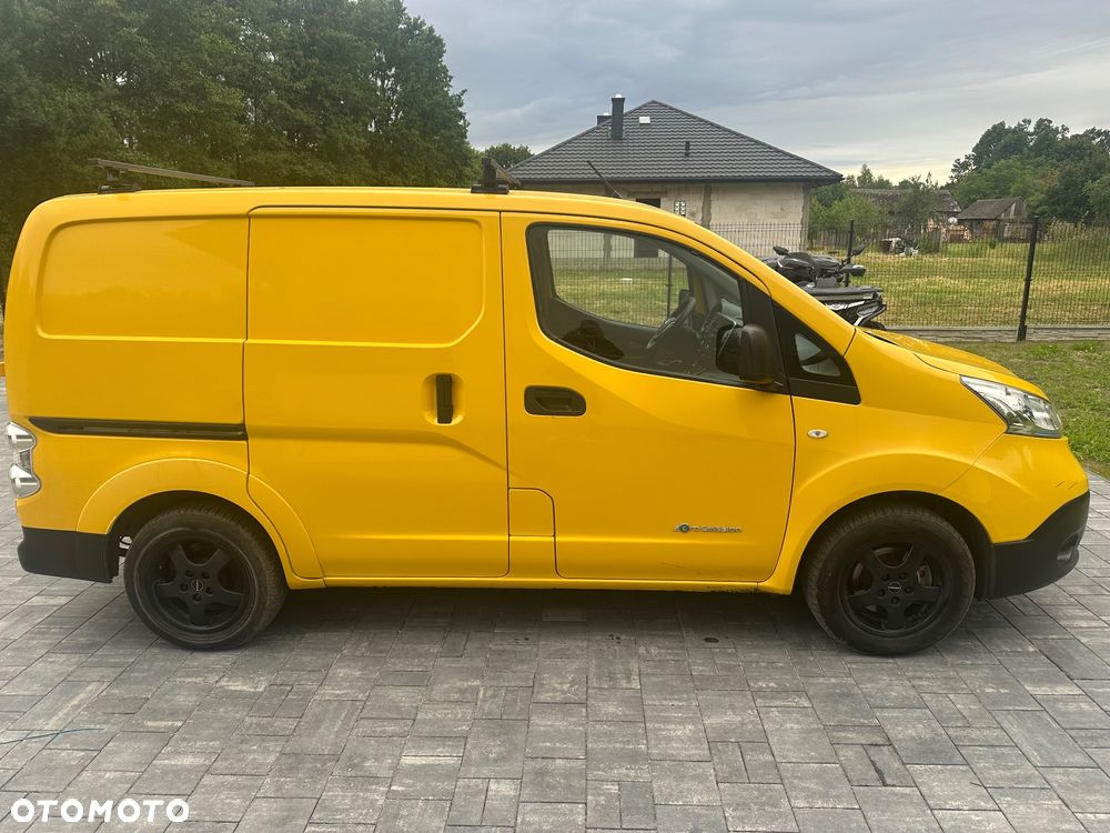 Nissan E-NV200 - 1