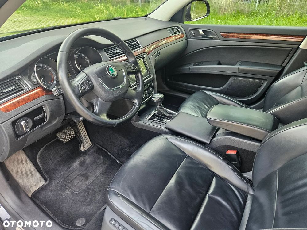 Skoda Superb 2.0 TDI DSG Elegance - 12