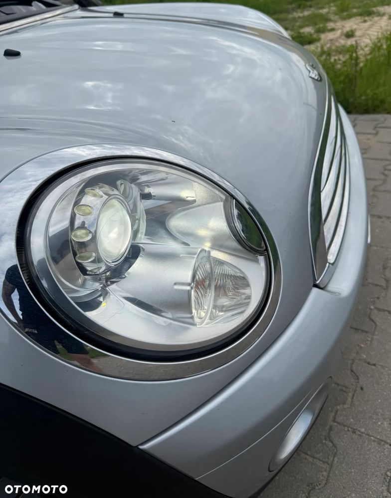 MINI Cooper Standard - 18