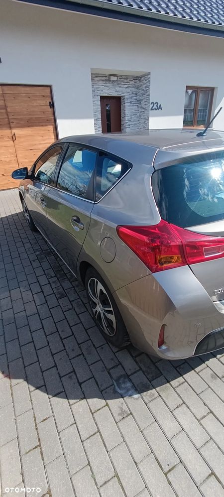 Toyota Auris 1.6 Valvematic Comfort - 19