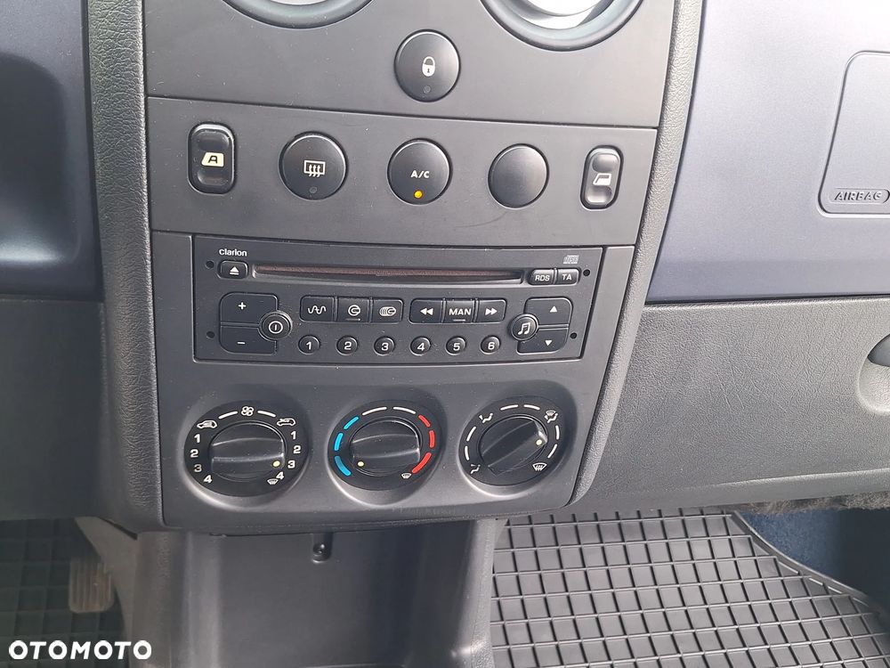 Citroën Berlingo 1.6 HDi Multispace Plus - 20