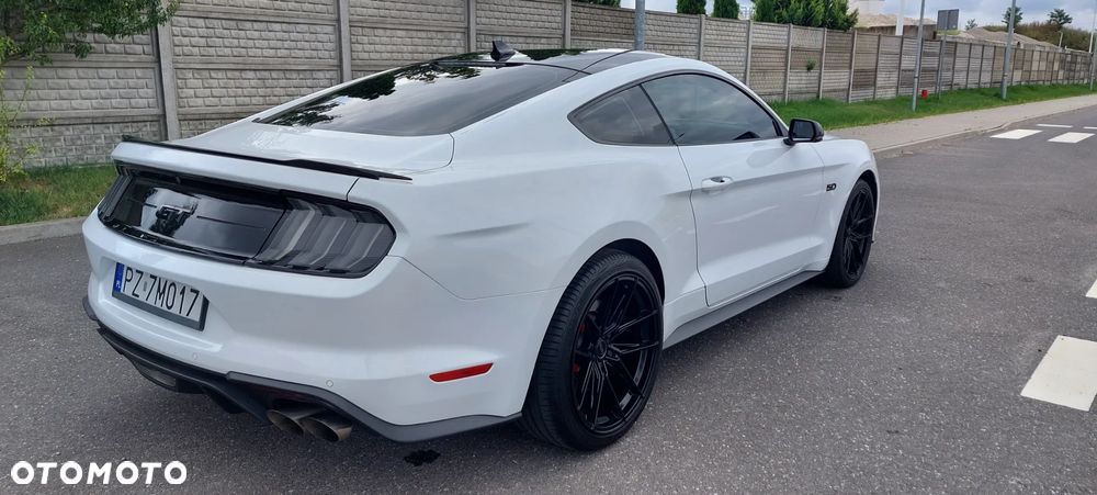 Ford Mustang - 13