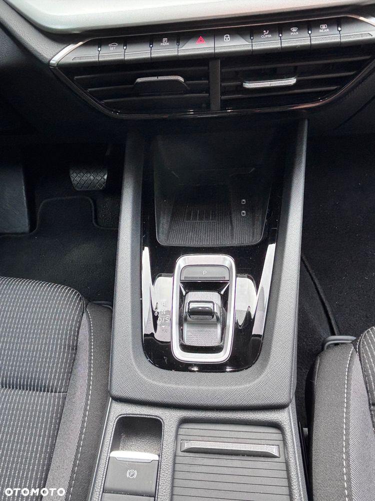 Skoda Octavia 1.5 TSI mHEV Selection DSG - 22