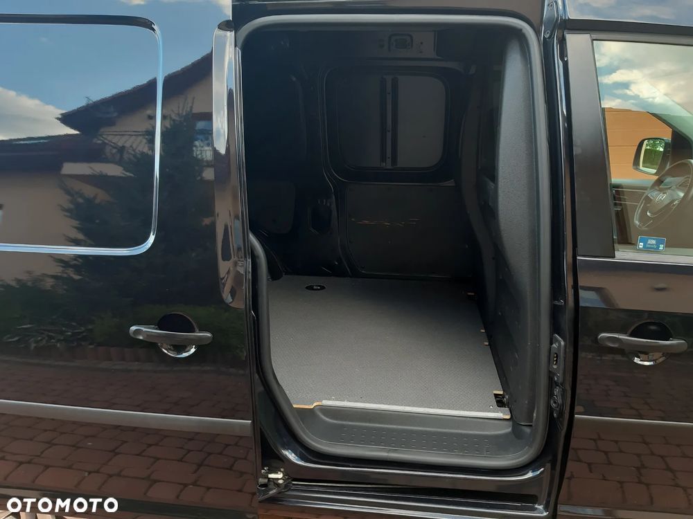 Volkswagen Caddy 2.0 (7-Si.) DSG Maxi Comfortline - 24