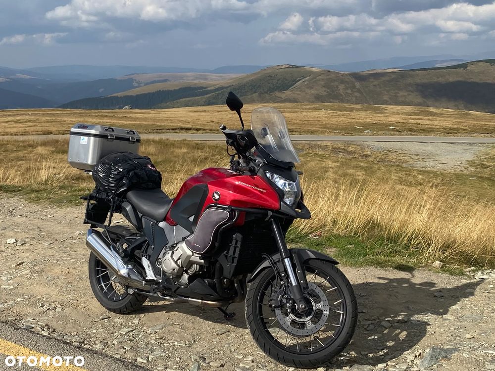 Honda VFR - 14