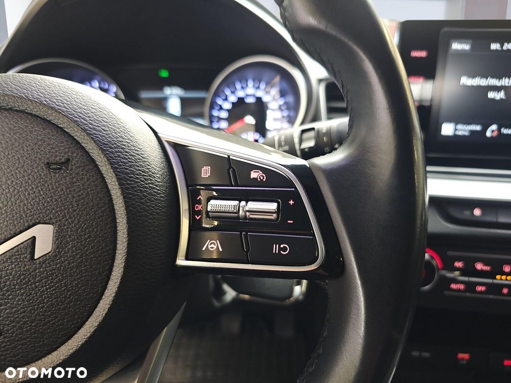 Kia Ceed 1.5 T-GDI M - 15