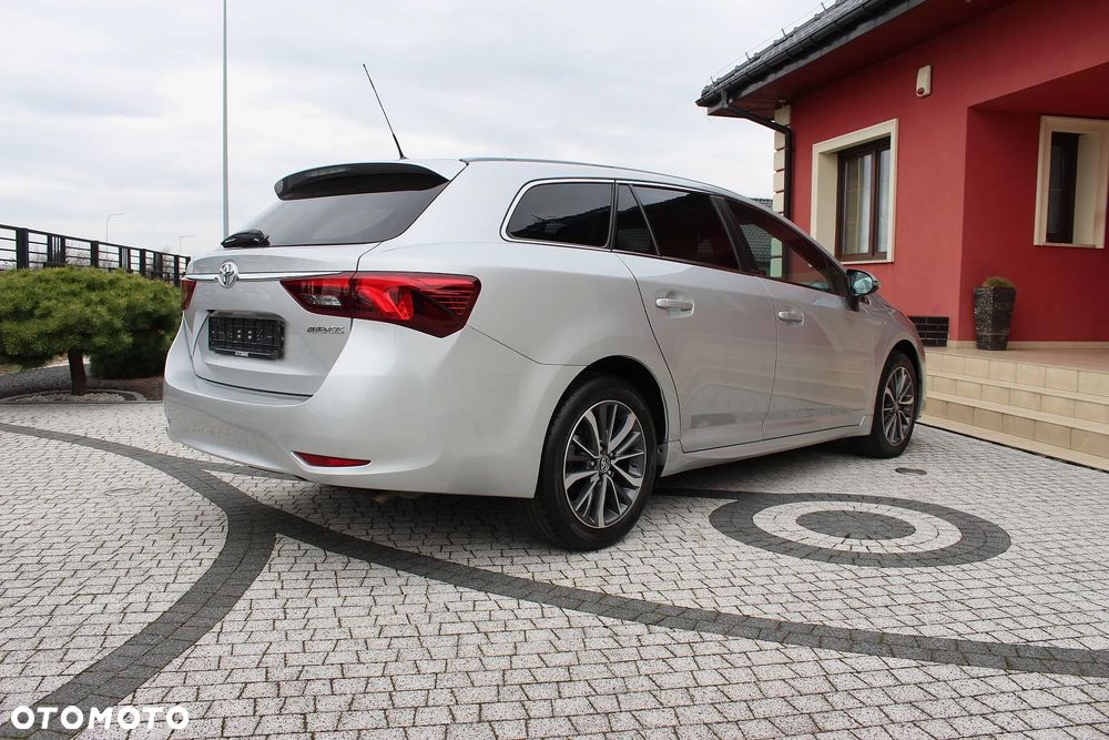 Toyota Avensis 2.0 D-4D Prestige - 7