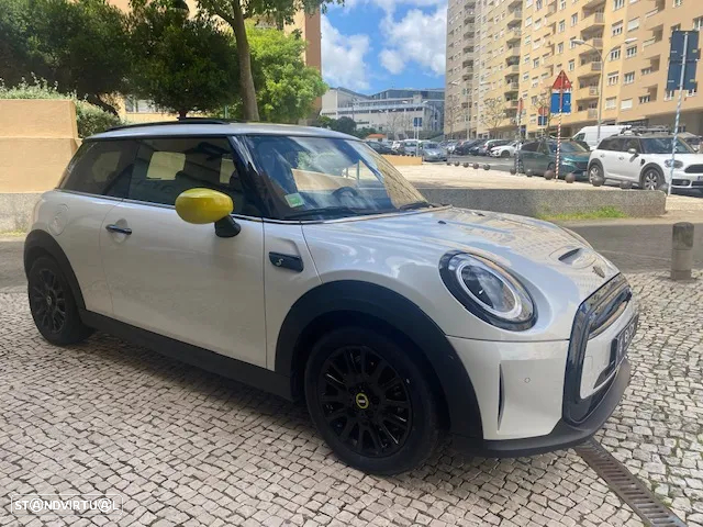 MINI 3 Portas Cooper SE Premium P. Essential - 27