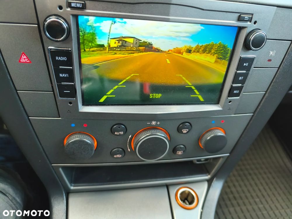 Opel Vectra 1.8 Essentia - 14