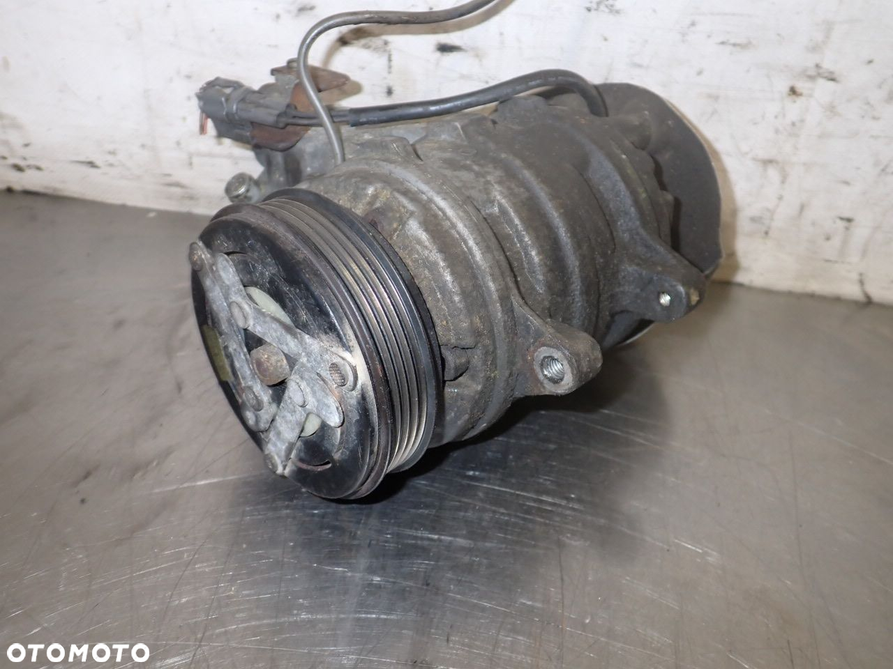 SPRĘŻARKA KLIMATYZACJI DAIHATSU TERIOS 1.3 447300-6763 - 2