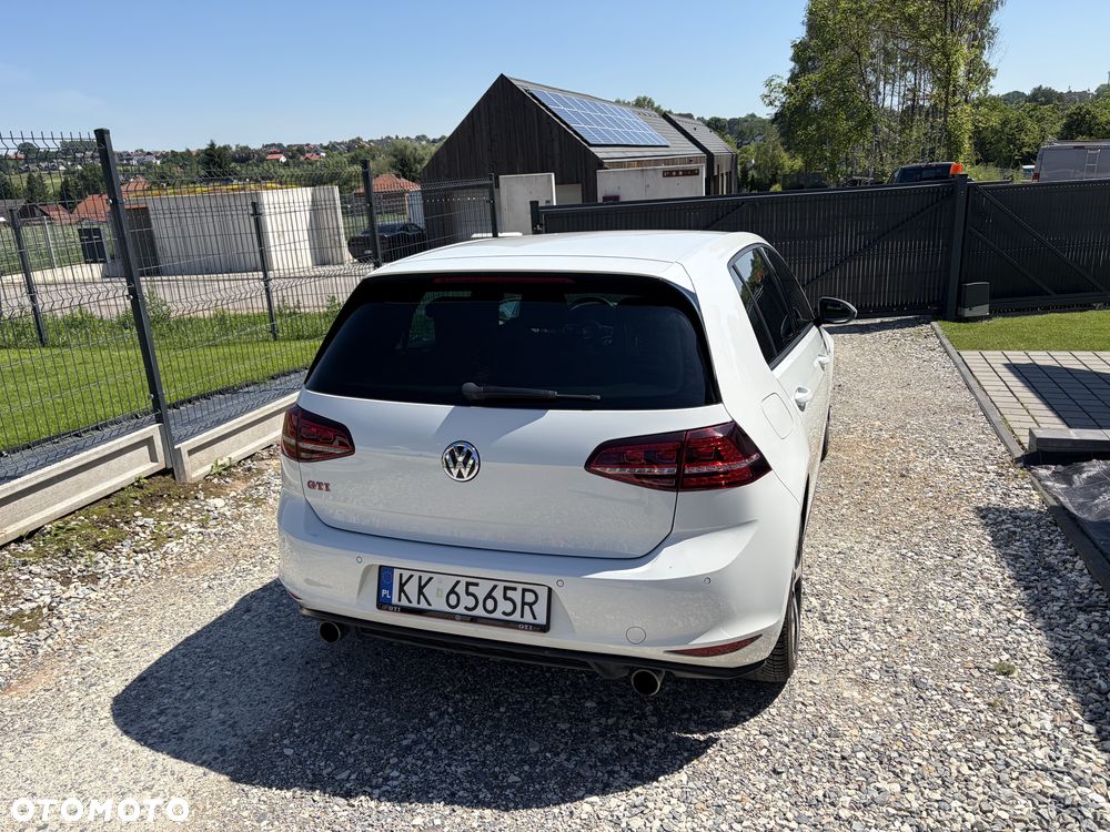 Volkswagen Golf 2.0 TSI BMT GTI Performance - 3