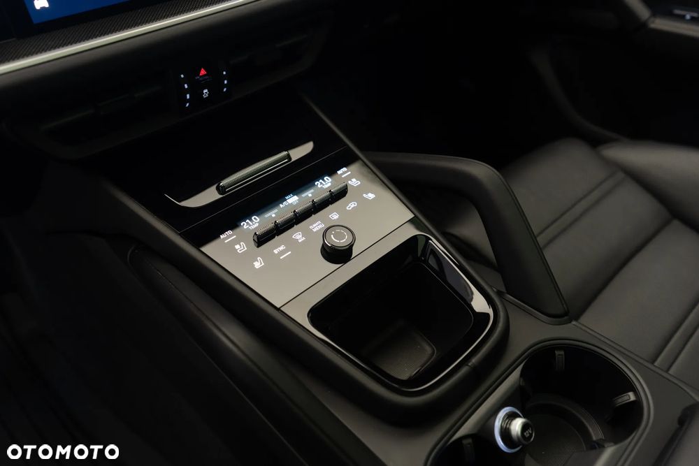Porsche Cayenne Standard - 29