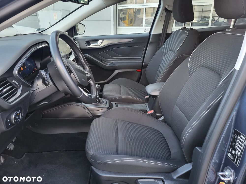 Ford Focus 1.0 EcoBoost mHEV Titanium X - 29