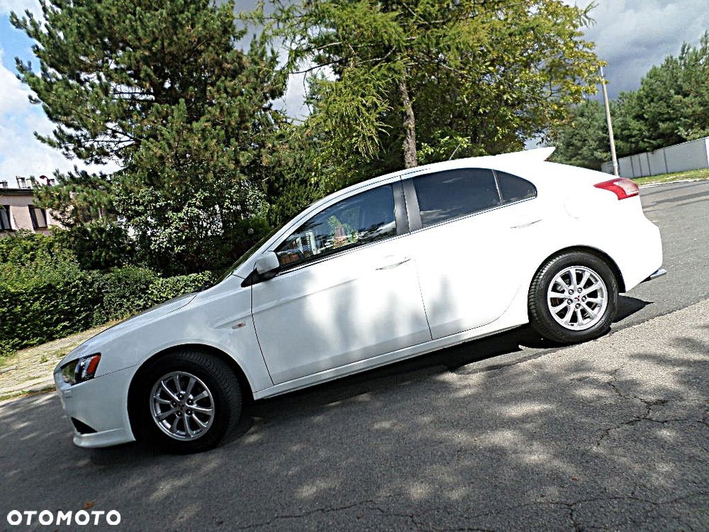 Mitsubishi Lancer Sportback 1.6 ClearTec Plus - 5