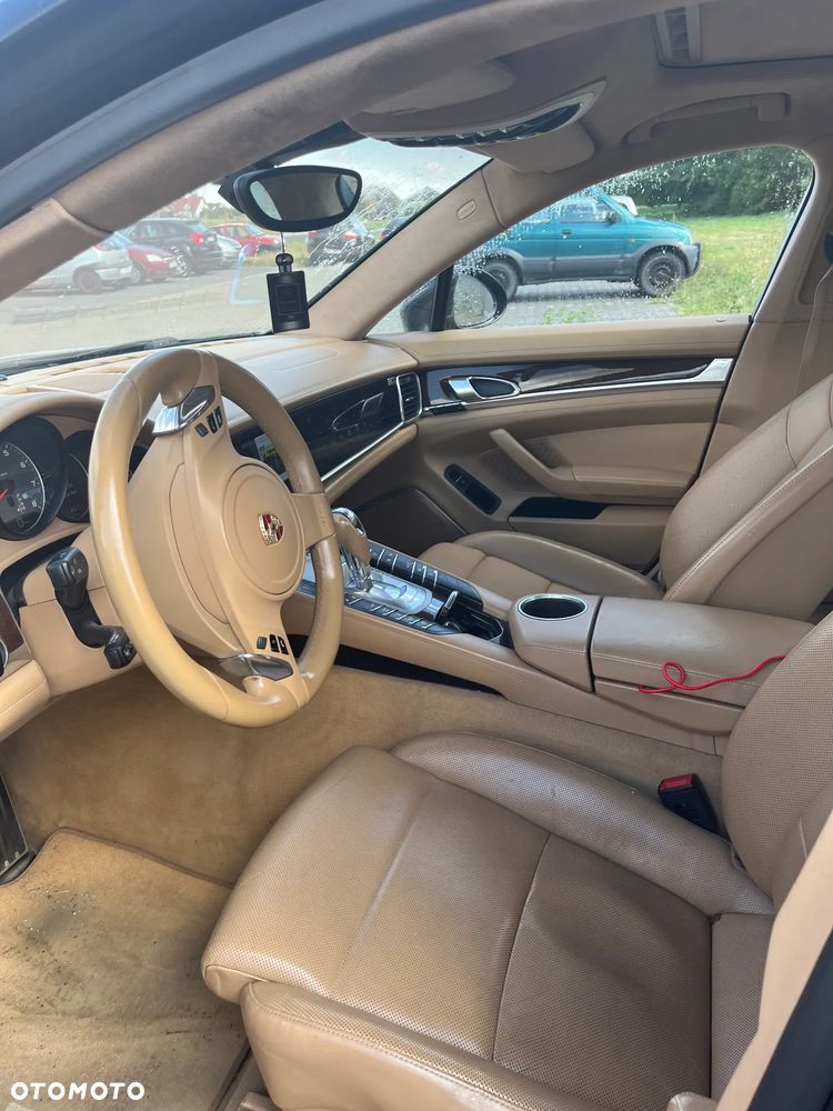 Porsche Panamera S PDK - 7
