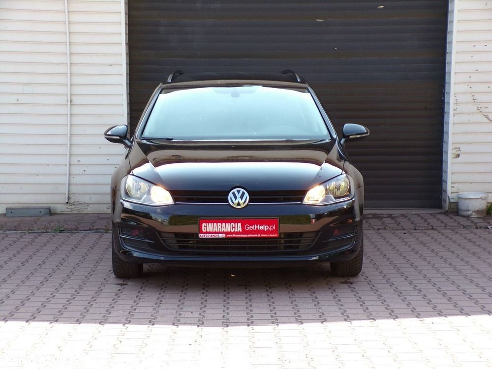 Volkswagen Golf - 6