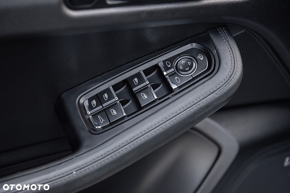Porsche Macan S - 17